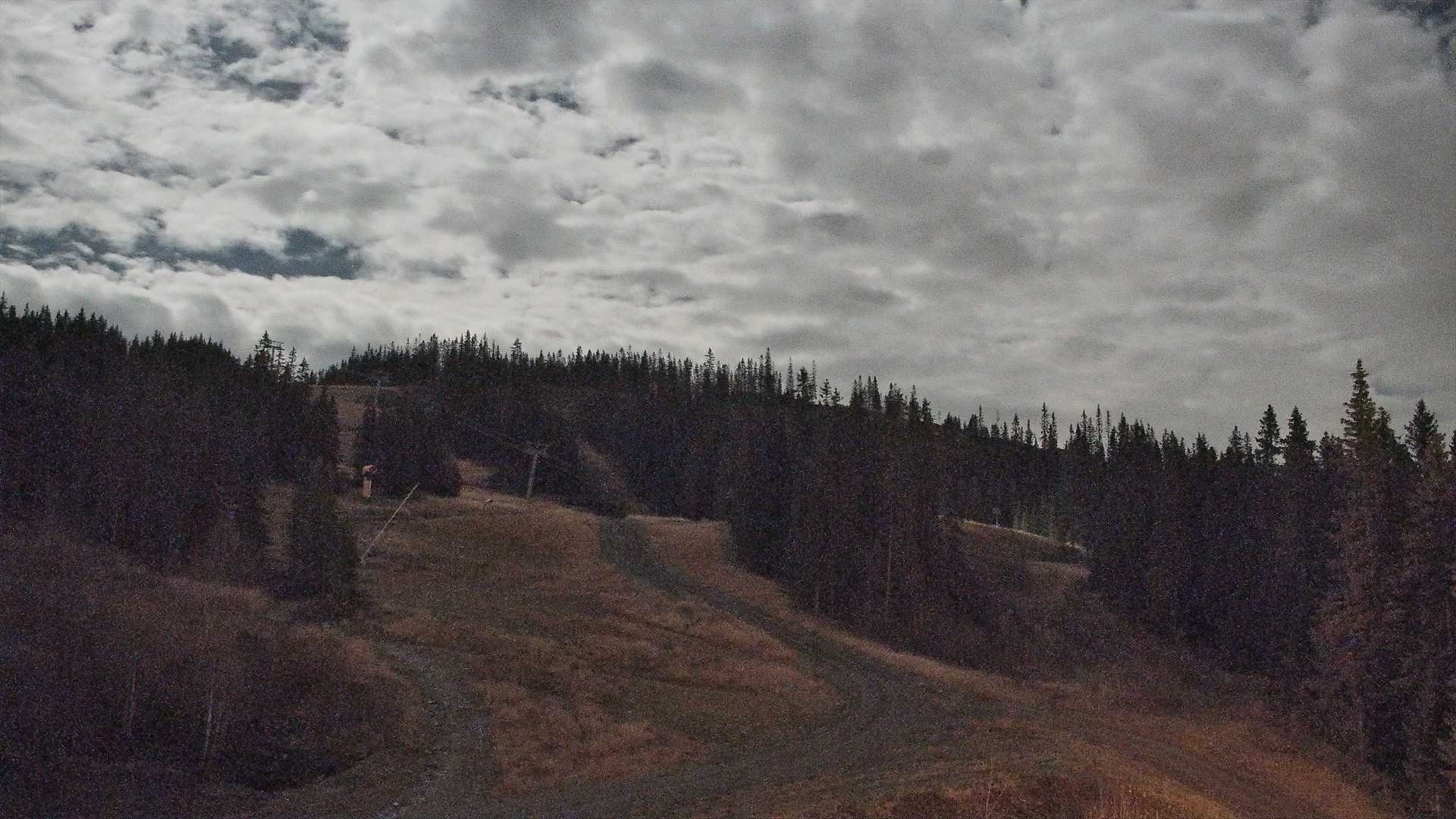 Middle Station (view 2)