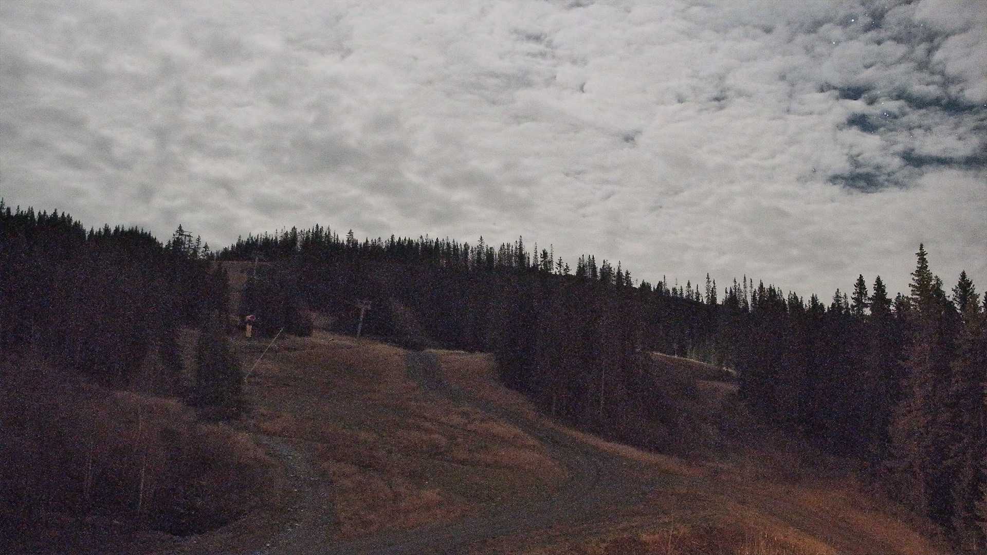 Middle Station (view 2)